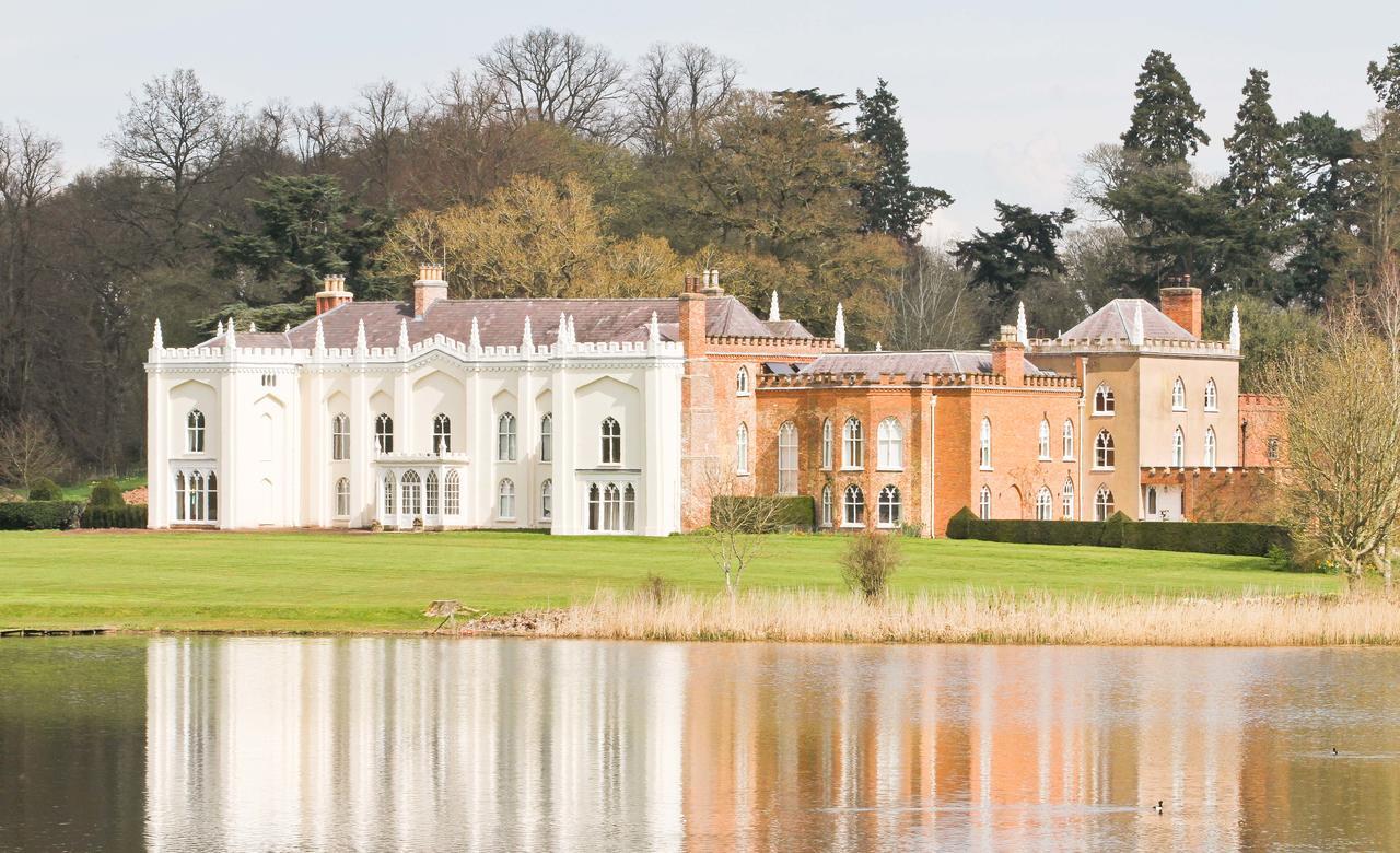 The North Wing - Combermere Abbey Whitchurch  Bagian luar foto
