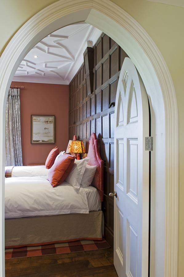 The North Wing - Combermere Abbey Whitchurch  Bagian luar foto