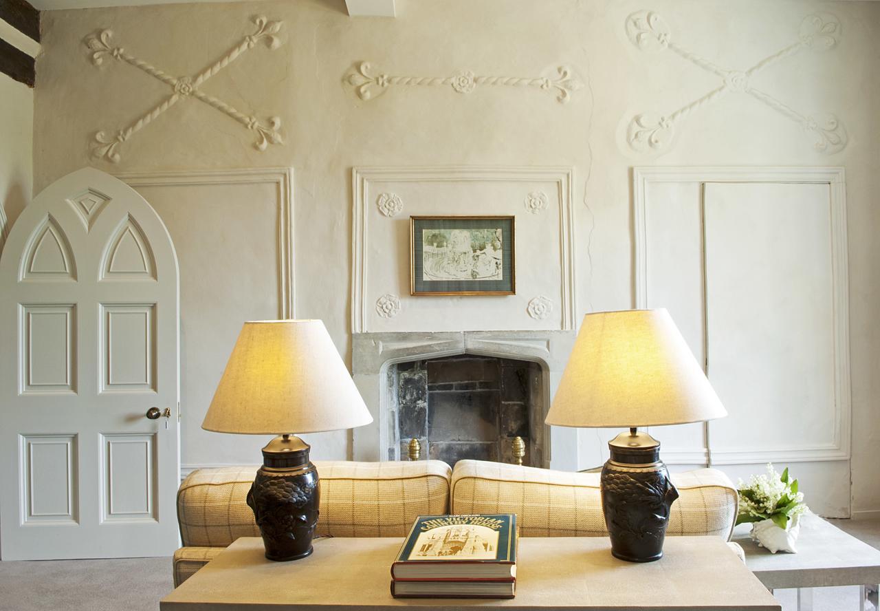 The North Wing - Combermere Abbey Whitchurch  Bagian luar foto